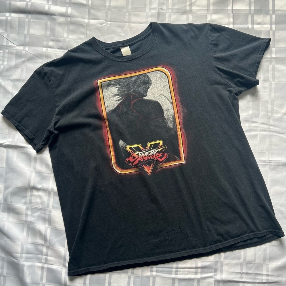 Gildan Vintage Street Fighter Graphic T-shirt